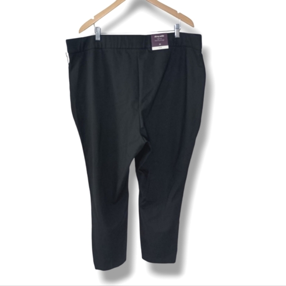 NWT AVA & VIV PLUS SIZE SKINNY ANKLE PULL ON PANT IN BLACK SIZE 3X - Picture 3 of 6